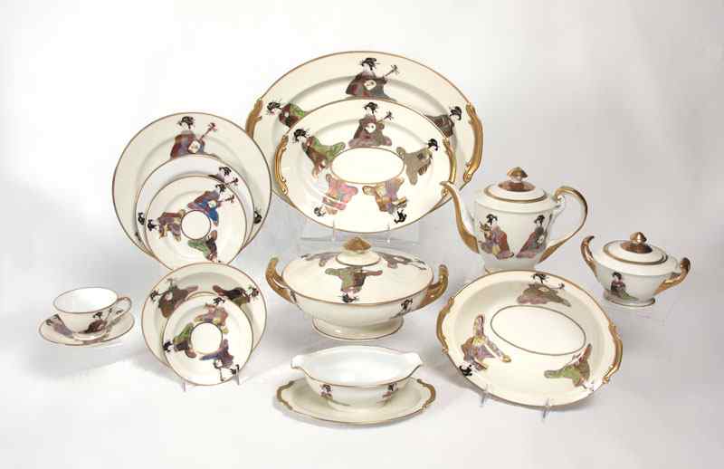 Appraisal: SHOZAN OCCUPIED JAPAN CHINA SERVICE Approx pieces to include dinner