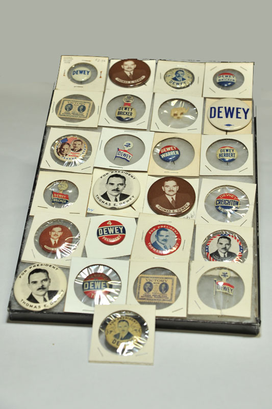 Appraisal: GROUP OF POLITICAL MEMEROBILIA Mostly campaign button all pertaining to