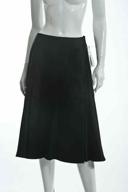 Appraisal: YOHJI YAMAMOTO BLACK COTTON SKIRT Contemporary size new with tags