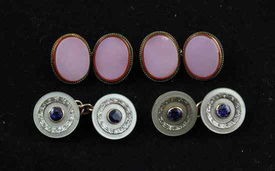 Appraisal: A pair of Edwardian gold mounted mother of pearl and