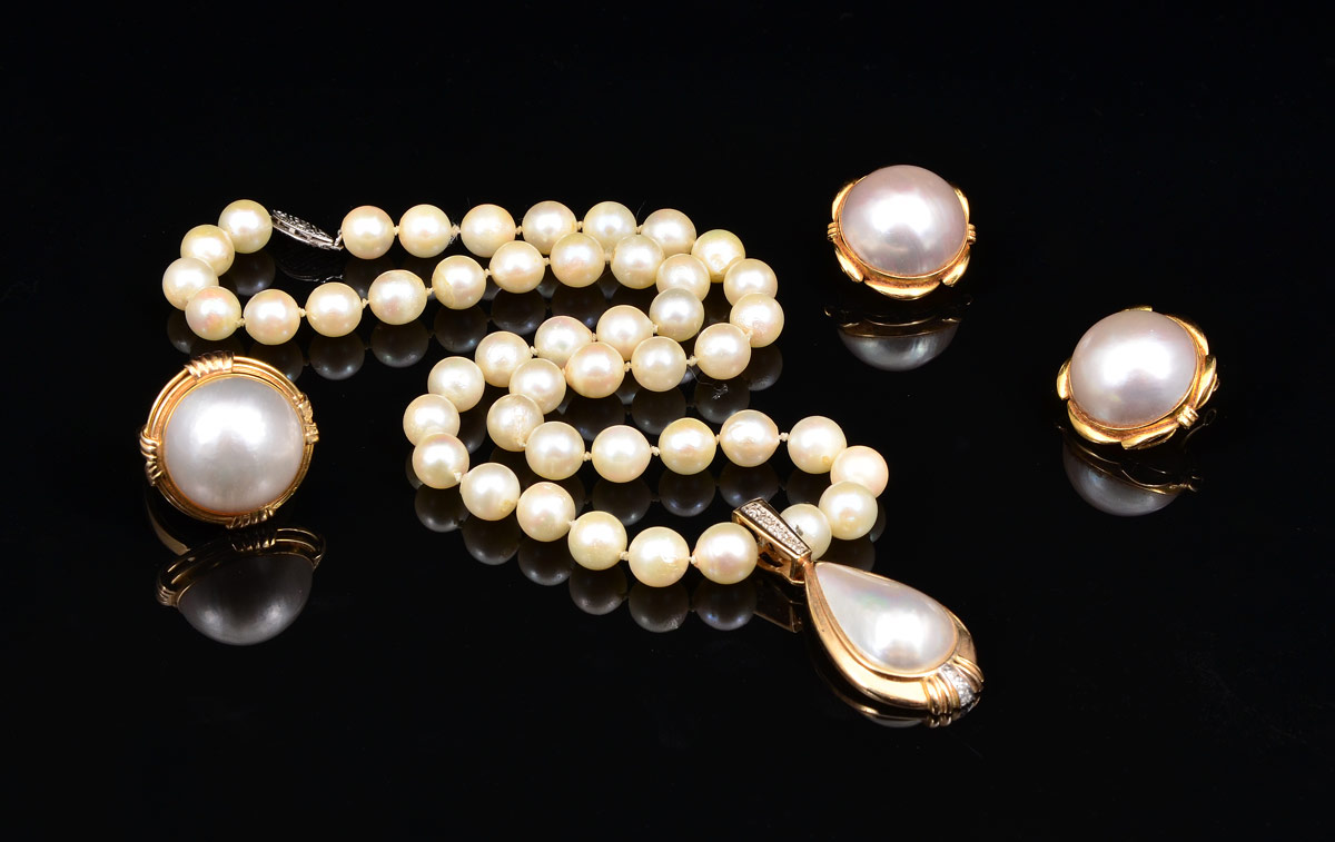 Appraisal: K GOLD AND PEARL JEWELRY To include a '' strand