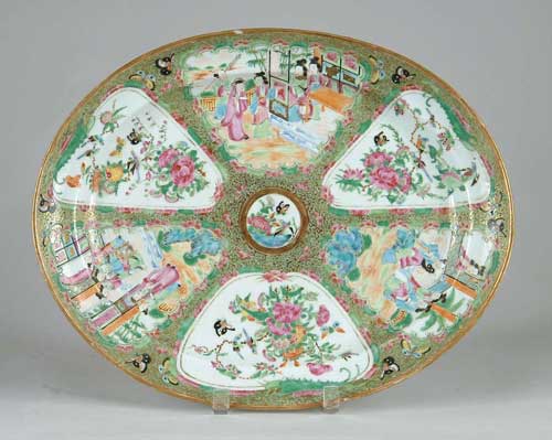 Appraisal: ROSE MEDALLION PLATTER Standard decoration with figures and flowers SIZE