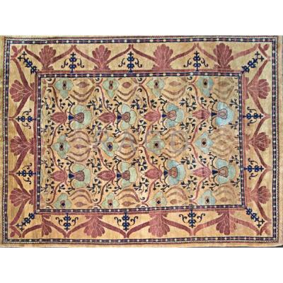 Appraisal: STYLE OF WILLIAM MORRIS Contemporary room-size hand-knotted rug floral pattern