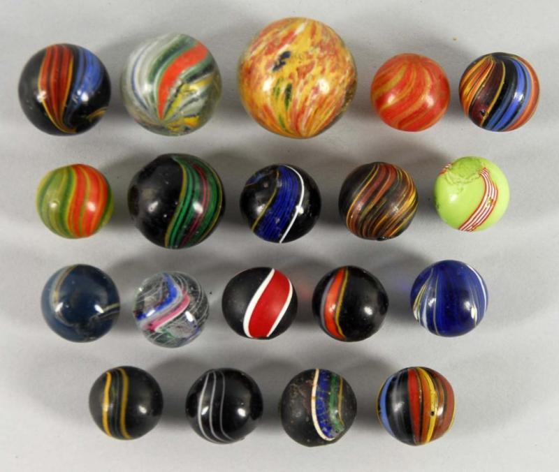 Appraisal: Lot of Small Assorted Marbles Description Many indian swirls some