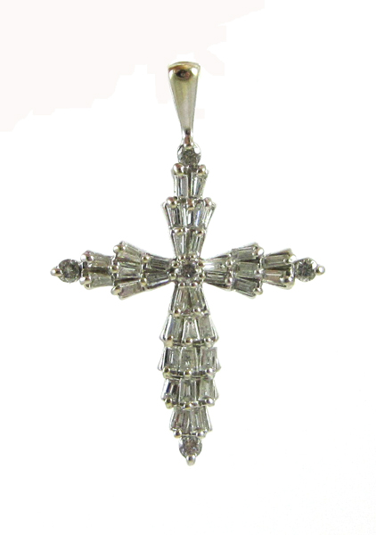 Appraisal: DIAMOND AND FOURTEEN KARAT GOLD PENDANT The white gold cross