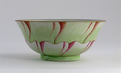 Appraisal: A Chinese famille rose bowl painted as a lotus flower