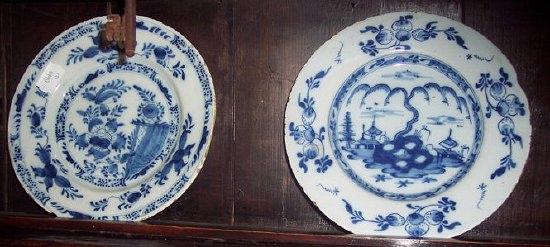 Appraisal: A pair of th Century blue and white Delft plates