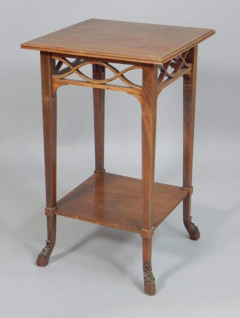 Appraisal: An early thC mahogany occasional table with a pierced frieze