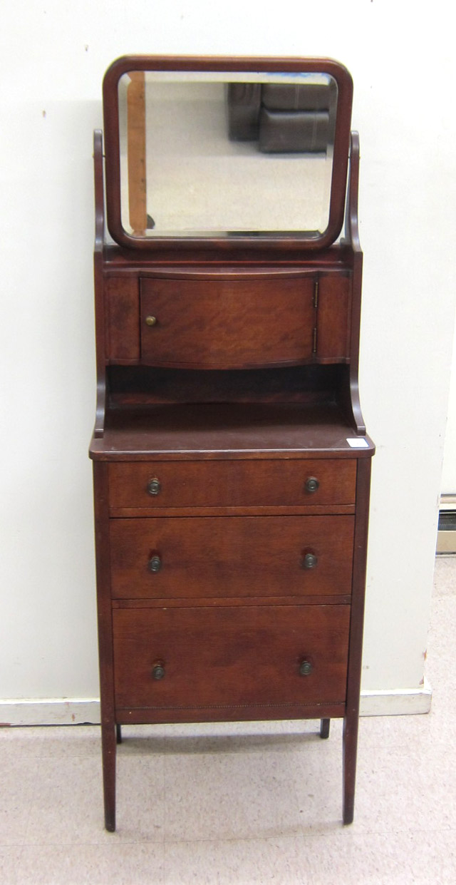 Appraisal: MAHOGANY DRESSING STAND American early th century having a tilt