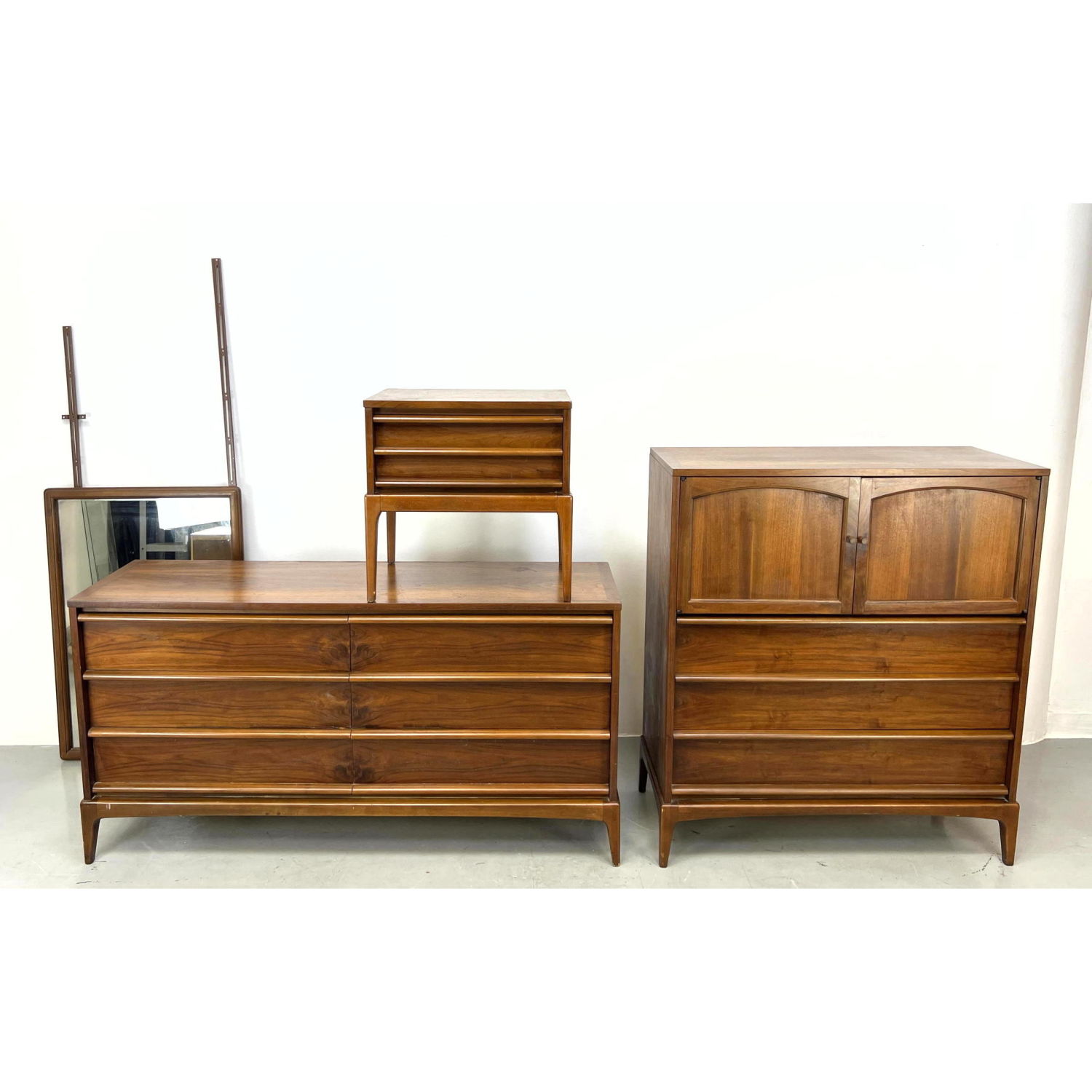 Appraisal: pc LANE American Modern Walnut Bedroom Set High and Low