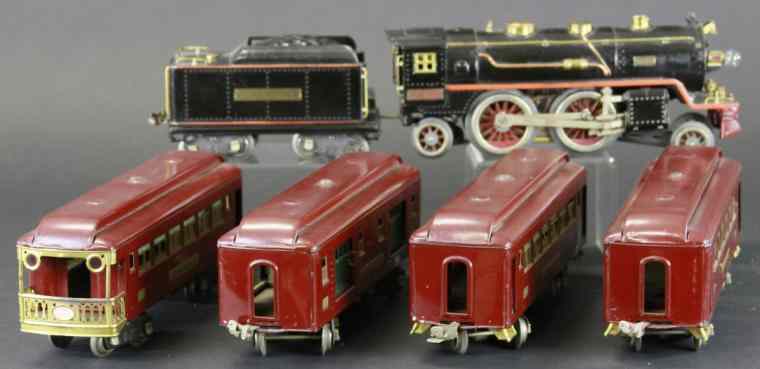 Appraisal: LIONEL TRAIN SET Standard gauge includes a E Bild-A-Loco and