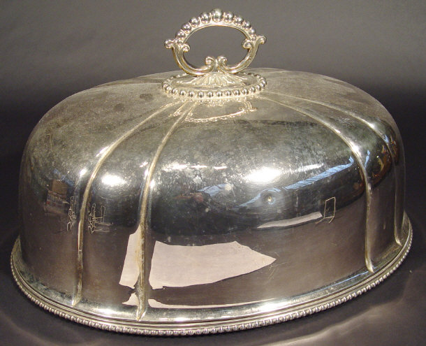 Appraisal: Large oval silver plated meat dome with beaded and leaf