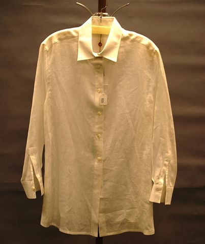 Appraisal: Loro Piana white linen long sleeve long top shirt Size