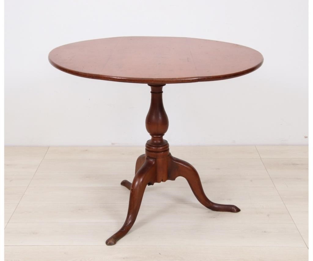 Appraisal: Queen Anne cherry flip-top tea table with bulbous turned shaft