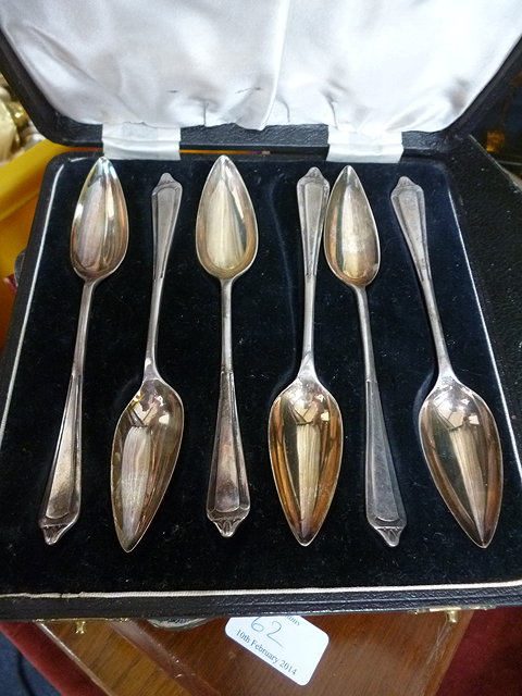 Appraisal: A SET OF SIX CASED SILVER GRAPEFRUIT SPOONS together with