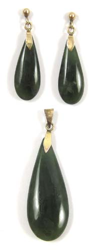 Appraisal: THREE ARTICLES OF JADE JEWELRY including a pendant and matching