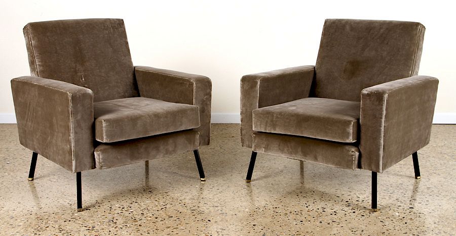 Appraisal: PAIR SLEEP ITALIAN UPHOLSTERED CLUB CHAIRS C A pair of