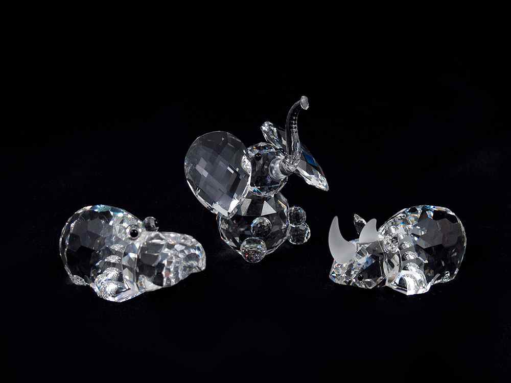 Appraisal: SWAROVSKI CRYSTAL FIGURES piece lot to include Sitting ELEPHANT square