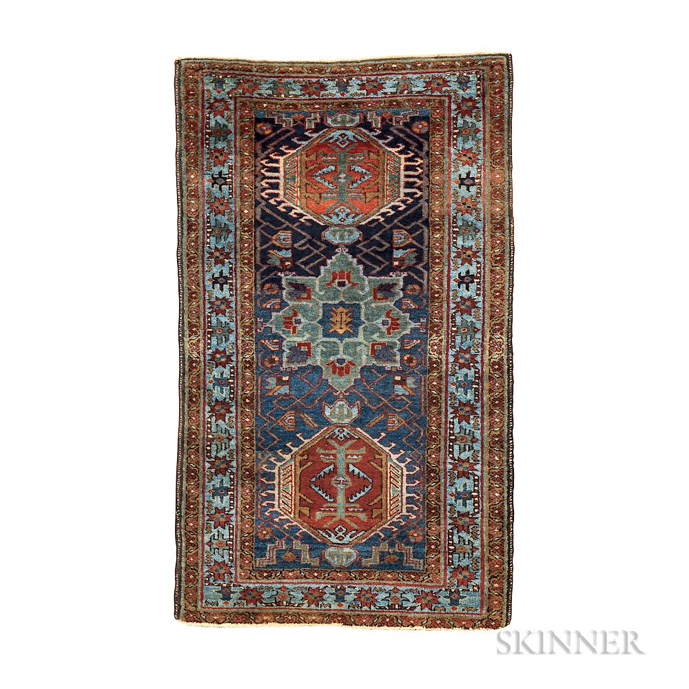 Appraisal: Heriz Rug Heriz Rug northwestern Iran c ft in x