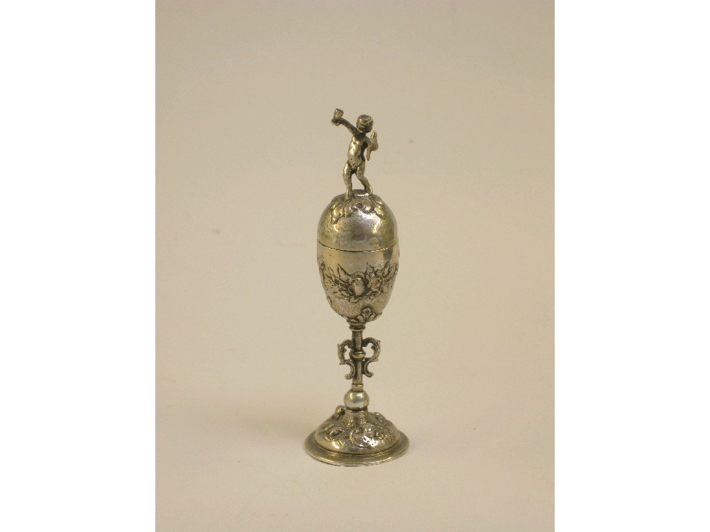 Appraisal: A Continental silver small lidded Cup with cherub finial floral