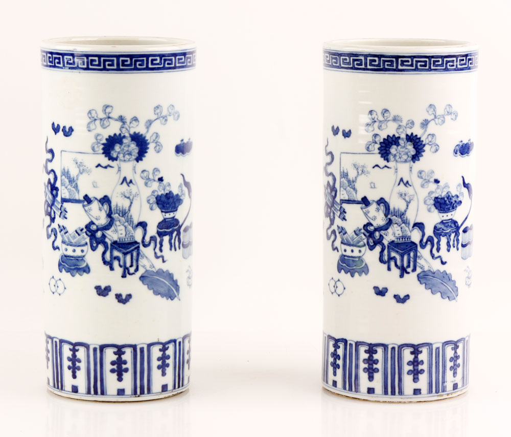 Appraisal: - Pr Chinese Blue and White Vases Pair of Chinese