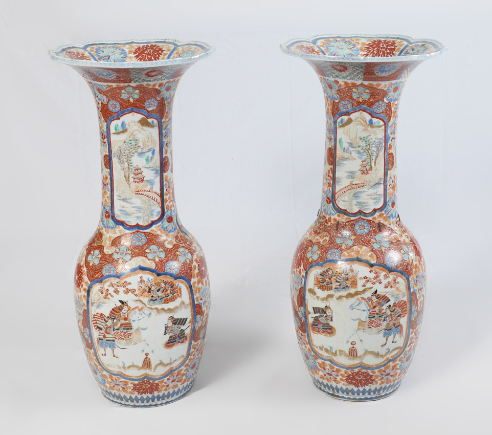 Appraisal: PAIR OF JAPANESE MEIJI IMARI PALACE VASES Mid to late