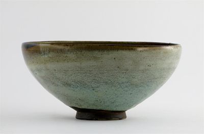 Appraisal: A large Chinese Junyao bowl decorated with a lavender glaze