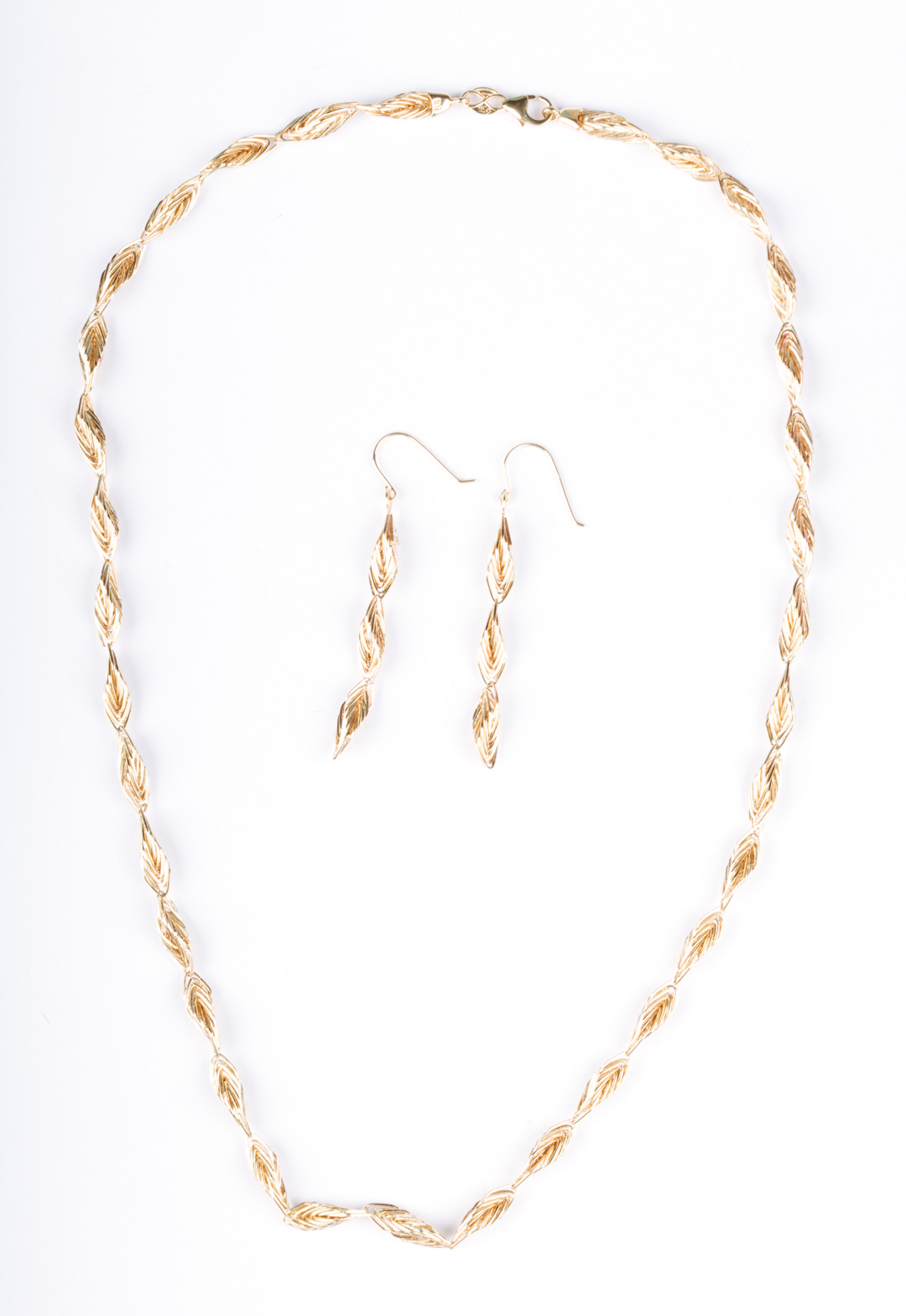 Appraisal: Lady's K Gold Leaf Link Necklace Earrings necklace - in