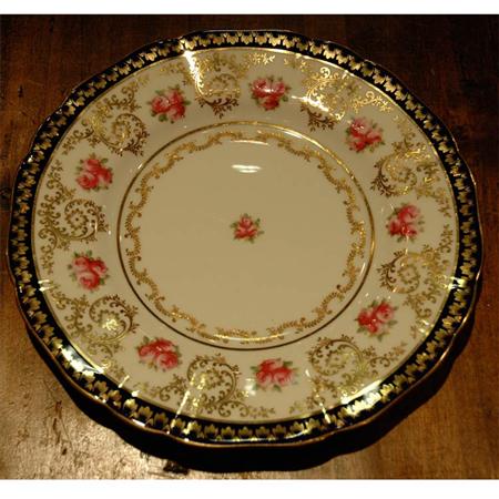 Appraisal: Set of Eighteen Cauldon Gilt and Floral Decorated Porcelain Dinner