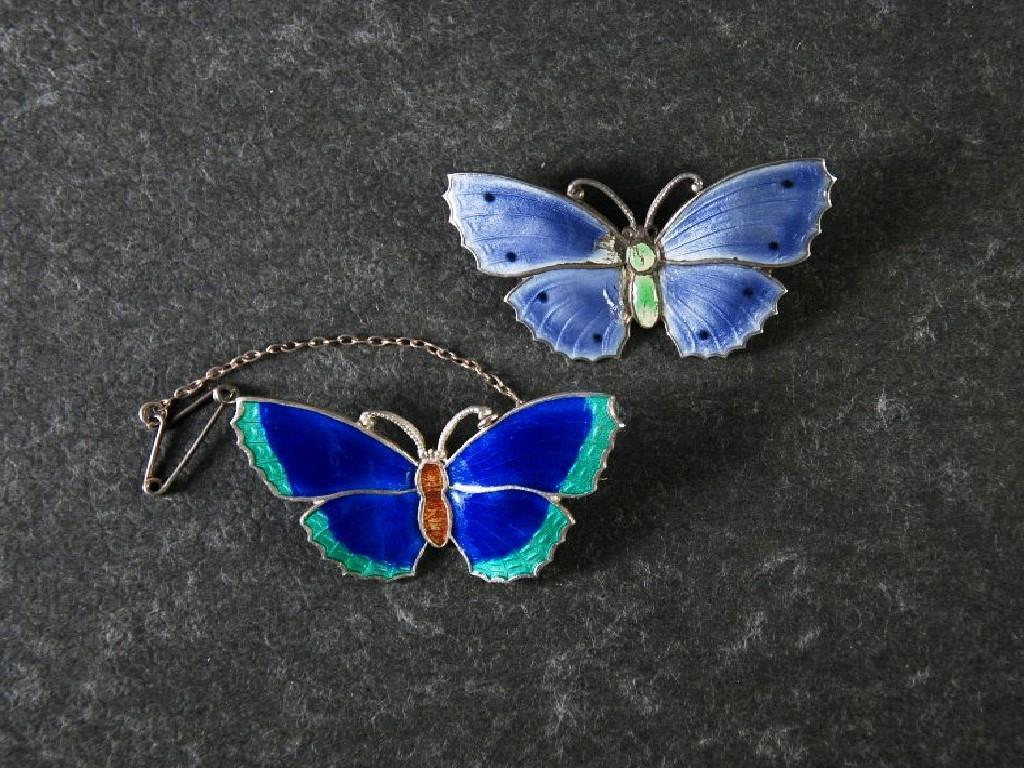 Appraisal: SILVER AND ENAMEL BUTTERFLY BROOCH with royal blue wings and