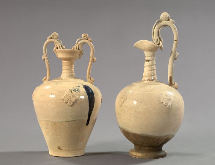 Appraisal: Group of Two Ming Dynasty-Style Pottery Items consisting of a