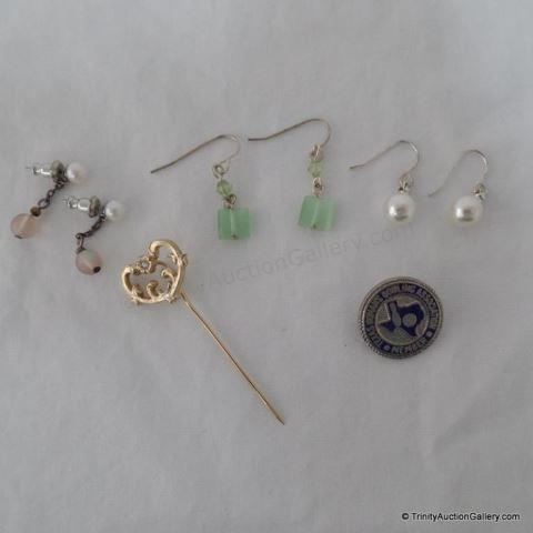 Appraisal: Group of Ladies Earrings Pins Jewelry Type This group includes