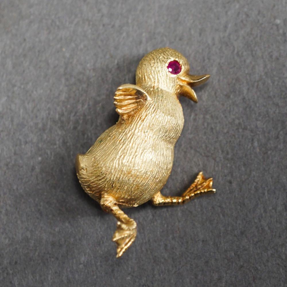 Appraisal: -KARAT YELLOW-GOLD AND RUBY 'DUCK' BROOCH DWT L IN -Karat