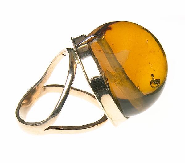 Appraisal: Blue Amber Ring Oligocene Dominican Republic A superbly crafted blue