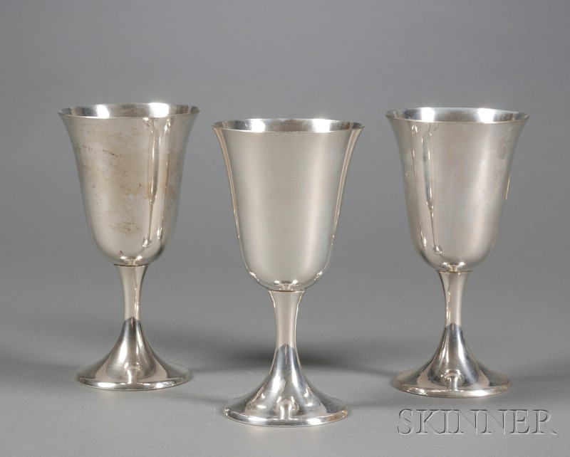 Appraisal: Set of Eight Gorham Sterling Goblets th century plain bell-shaped