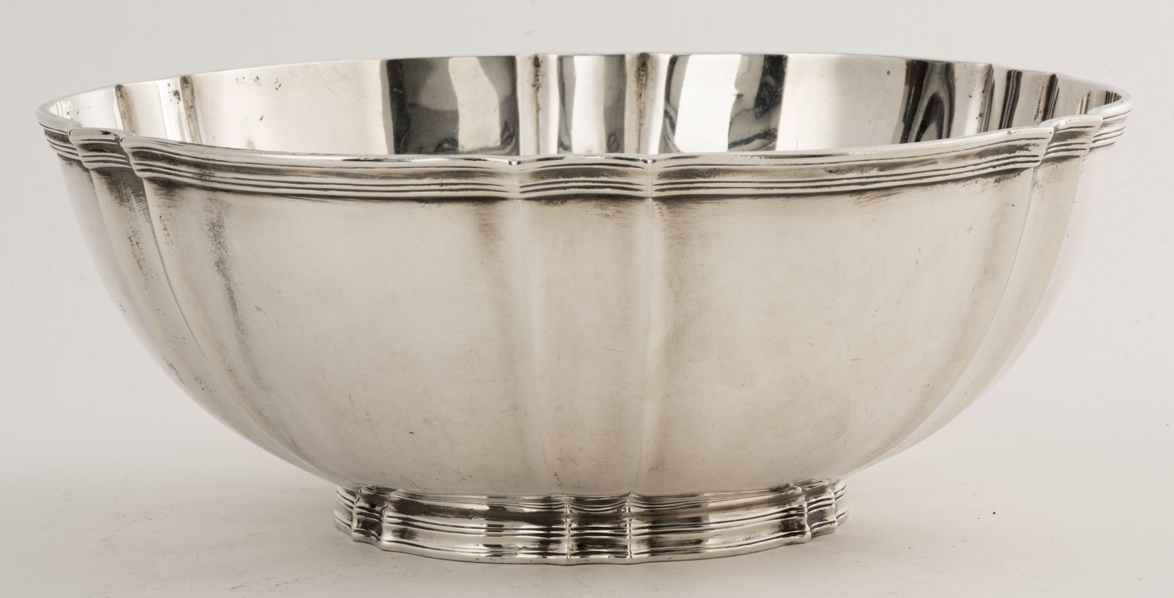 Appraisal: TIFFANY CO MAKERS STERLING SILVER FRUIT BOWL Tiffany Co Makers