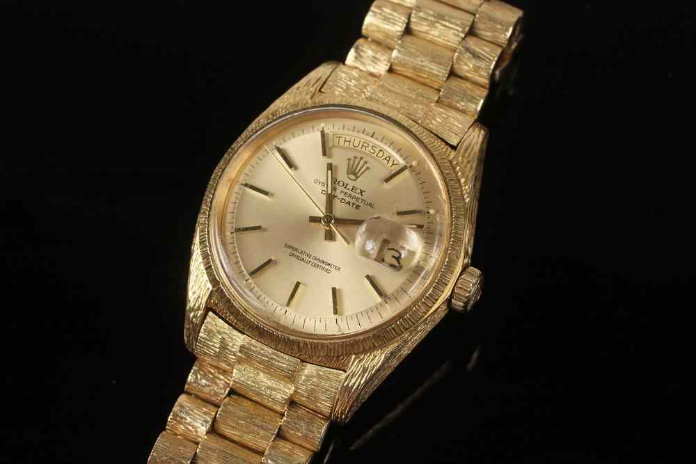 Appraisal: GENT'S WRISTWATCH - K yellow gold Rolex Oyster Perpetual day