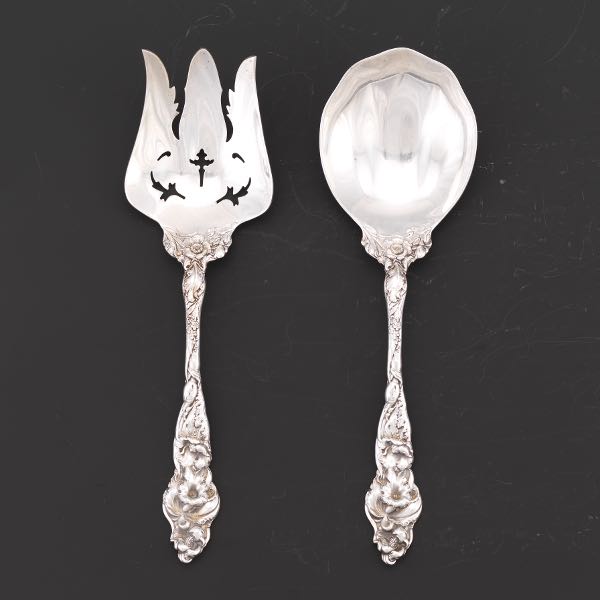 Appraisal: REED BARTON STERLING SILVER SERVERS IN LES SIX FLEURS PATTERN