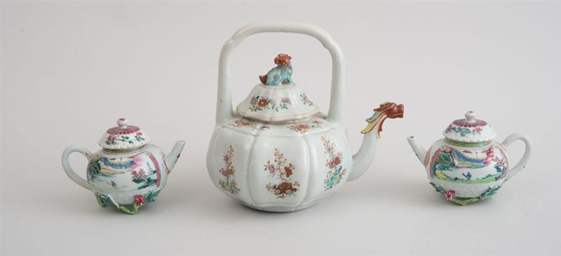 Appraisal: PAIR OF CHINESE EXPORT FAMILLE ROSE PORCELAIN TEAPOTS AND A