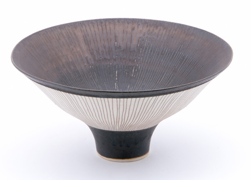 Appraisal: LUCIE RIE Flaring porcelain bowl radiating with sgraffito lines on