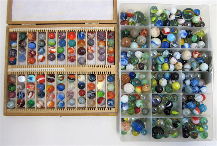 Appraisal: COLLECTION OF HAND MADE AND MACHINE MADE MARBLES approximately including