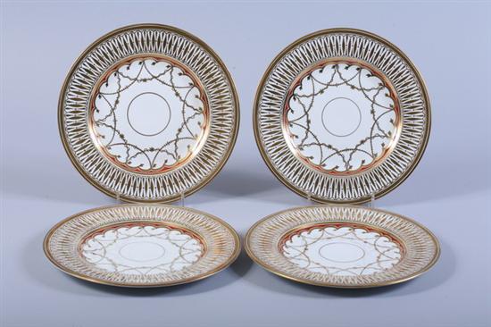 Appraisal: THOMAS GOODE CO BONE CHINA PLATES New Chelsea pattern -