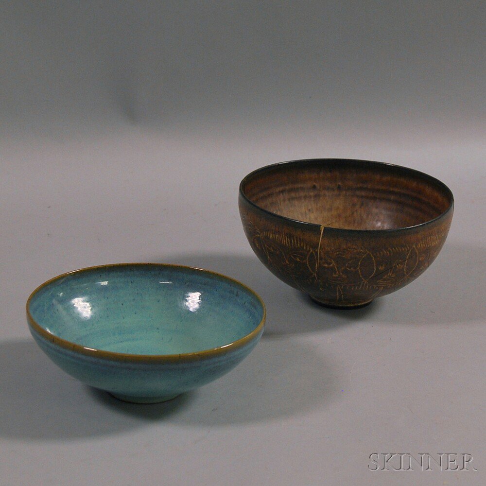 Appraisal: Two Edwin and Mary Scheier Bowls New Hampshire c one