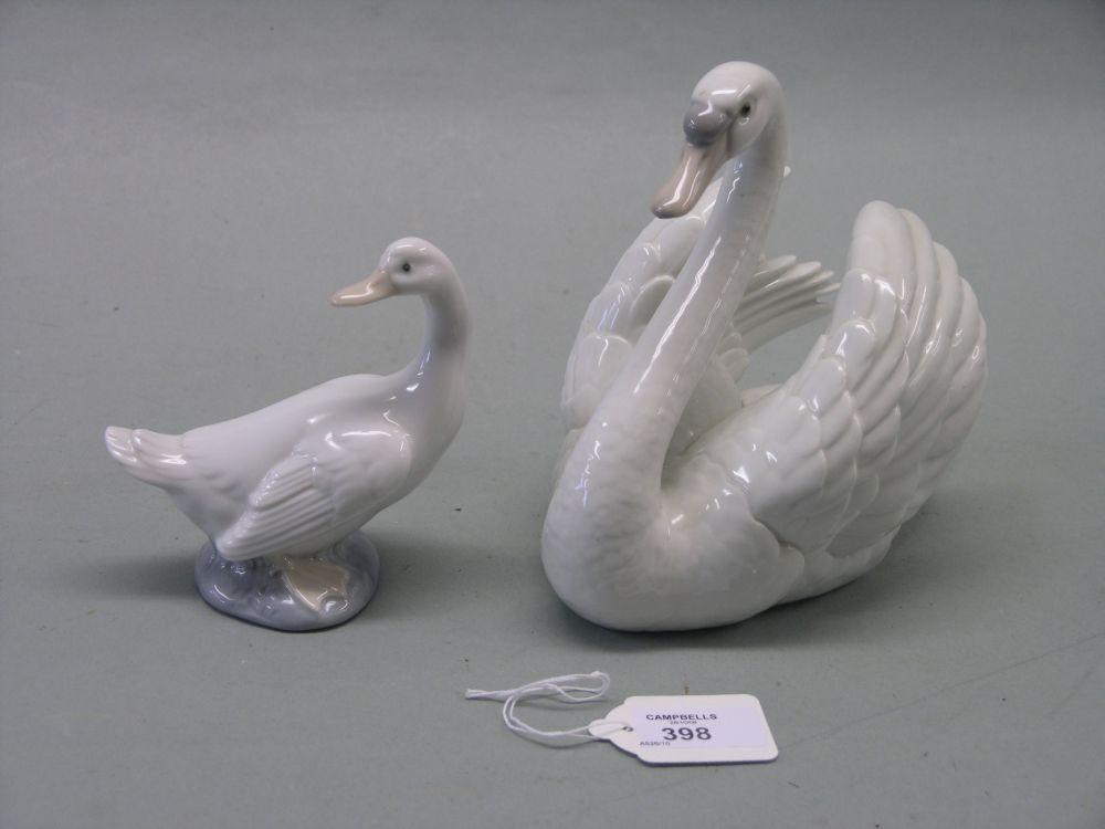 Appraisal: A Lladro porcelain model of a swan in and a