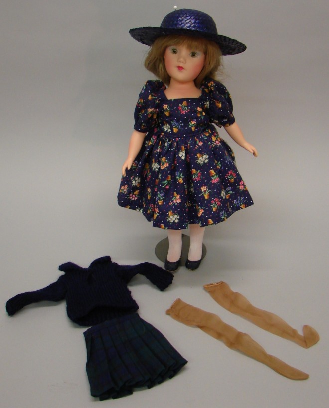 Appraisal: Lot HP vinyl Mary Hoyer doll Honey blonde wig with