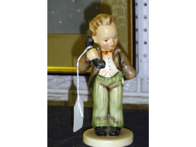 Appraisal: HUMMEL FIGURINE - HELLO - FULL BEE MARK