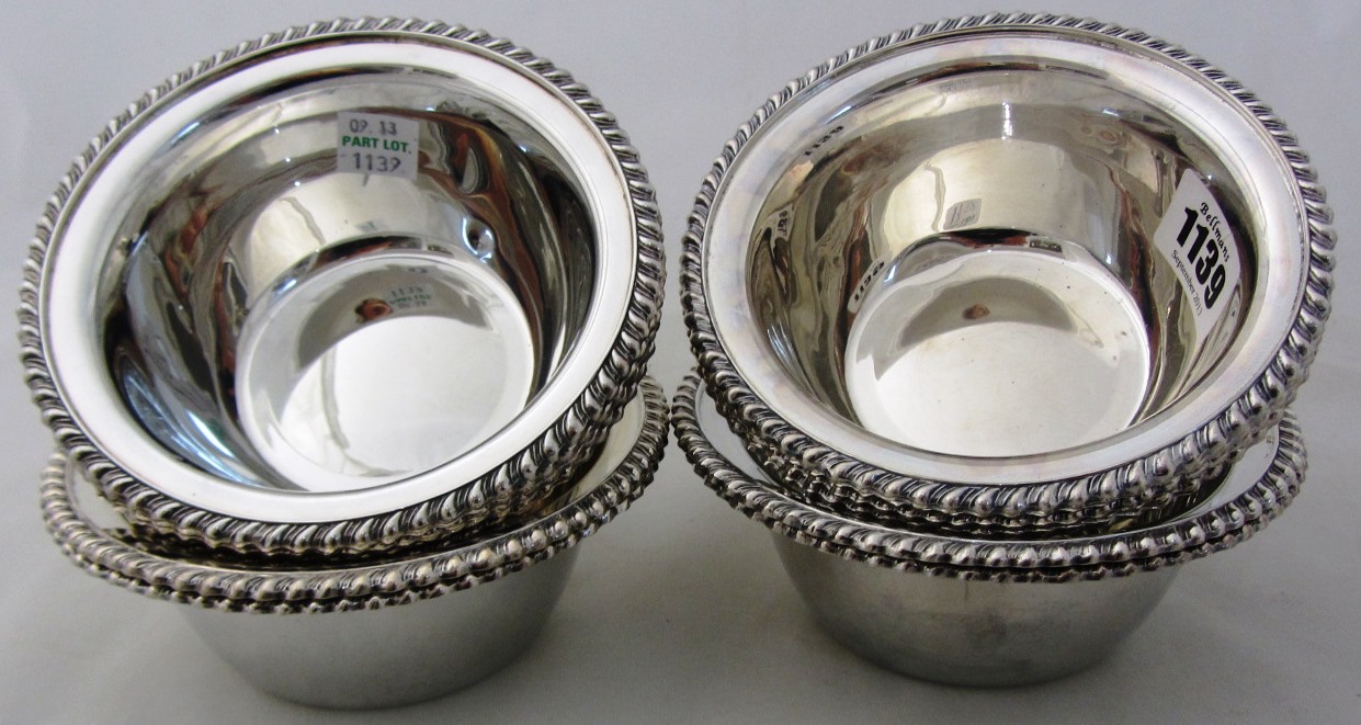 Appraisal: A set of twelve circular bowls each decorated with a