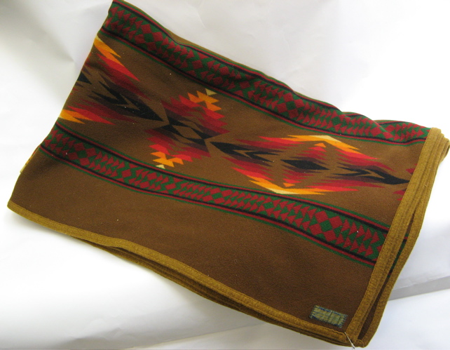 Appraisal: PENDLETON BEAVER STATE INDIAN TRADE BLANKET c - all wool