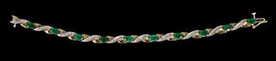 Appraisal: Diamond emerald bracelet oval emeralds total estimated weight cts accented