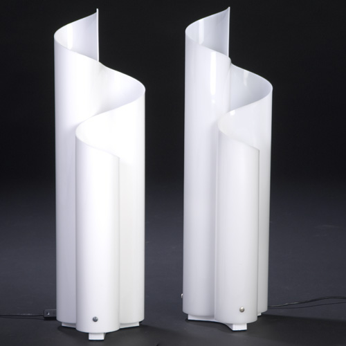 Appraisal: VICO MAGISTRETTI ARTEMIDE Pair of Mezzachimera white plastic table lamps